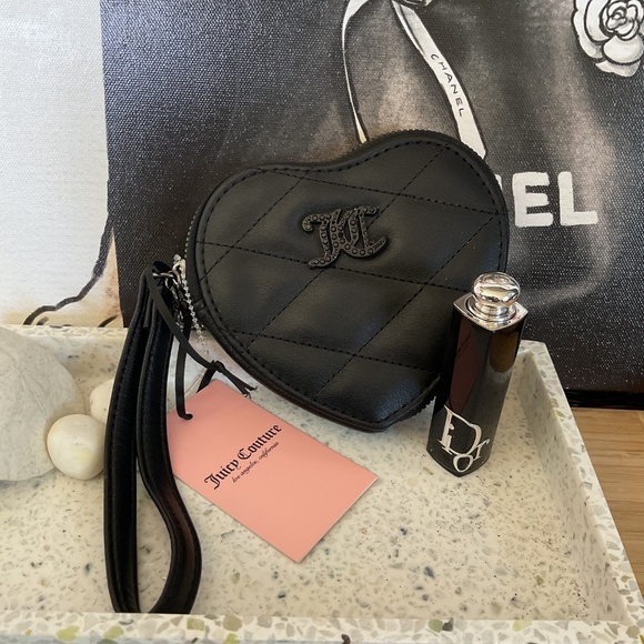 BUNDLE JUICY Couture Black Quilted Wristlet Bag & DIOR Lipstick Addict Red 872 - Picture 4 of 12